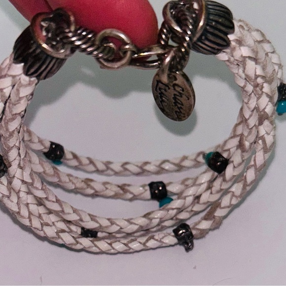 Beautiful CHAN LUU WOMENS WHITE LEATHER BRAIDED BRACELET WITH TURQUOISE BEADS - Picture 3 of 4